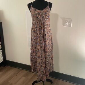 Xhiliration Racerback Midi Dress